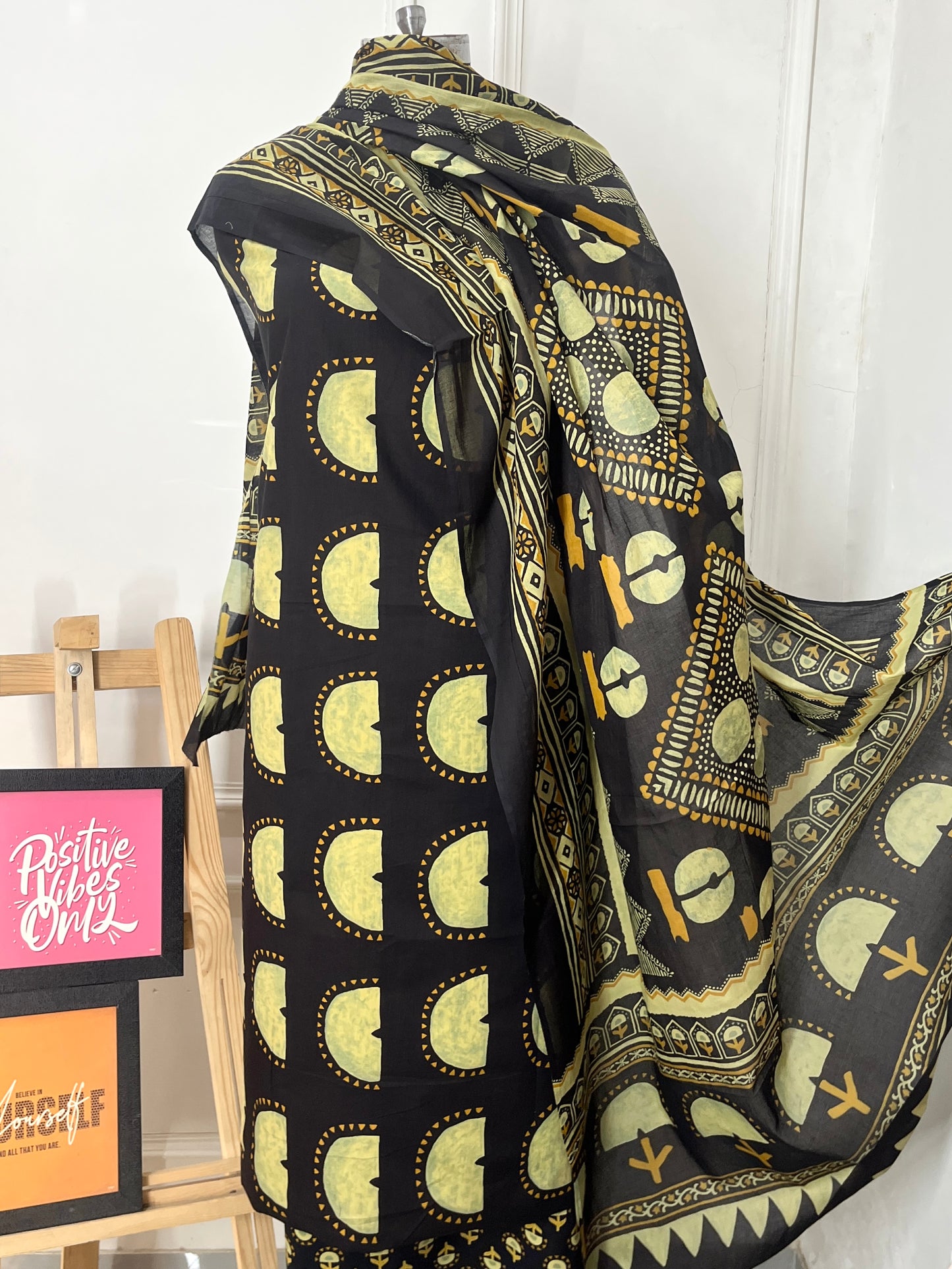 Black Geometry Cambric Cotton Suit