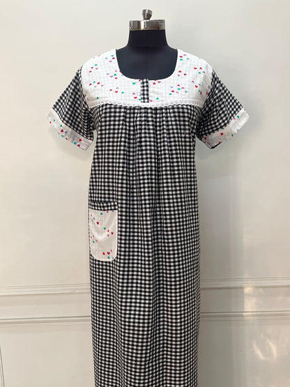 Black Check with Heart Cotton Nighty (Women)