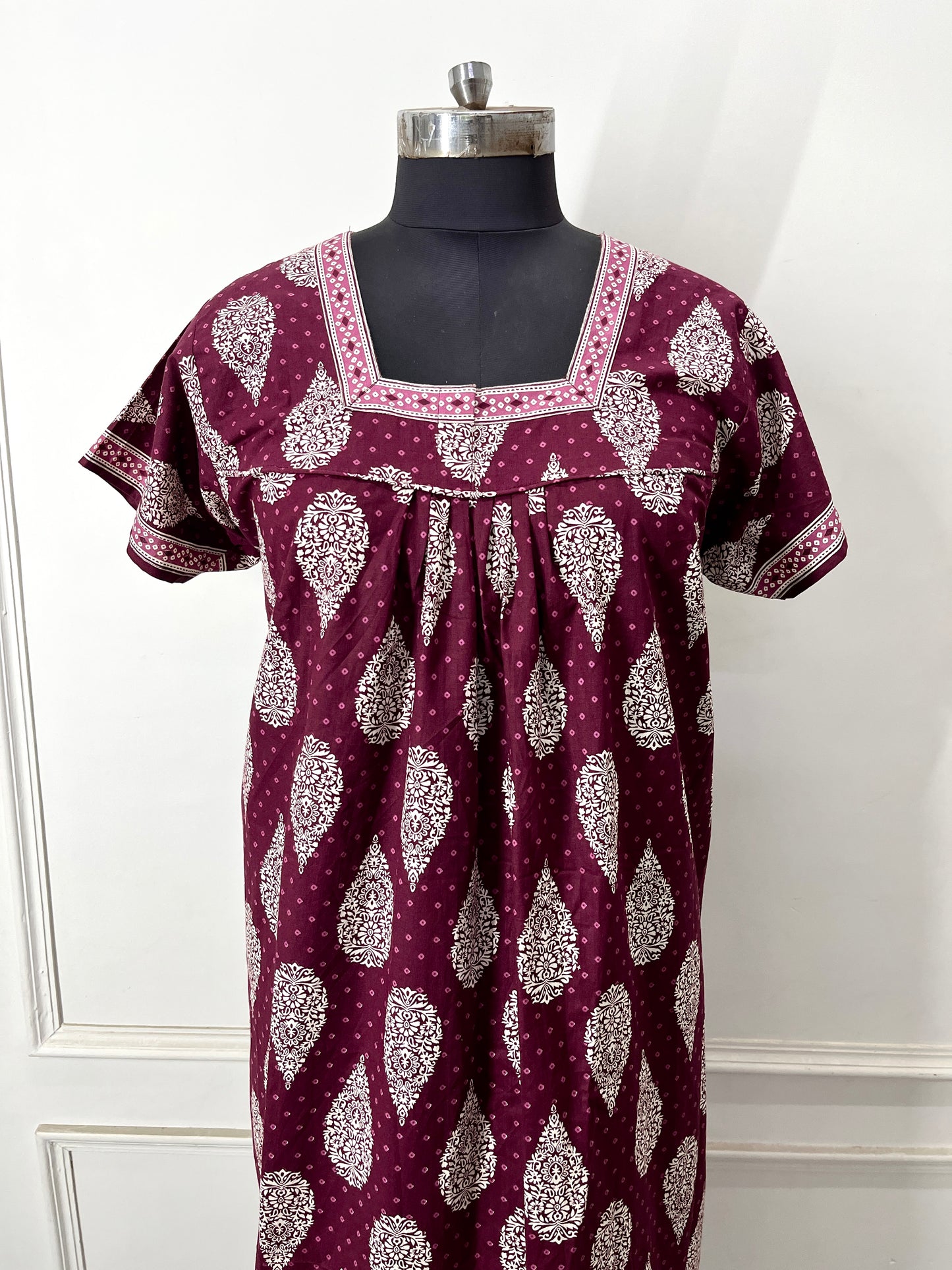 Dark wine Buta Cotton Nighty (Women)