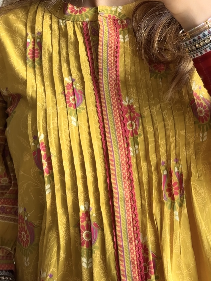 Surajmukhi Flared Kurti (Women)