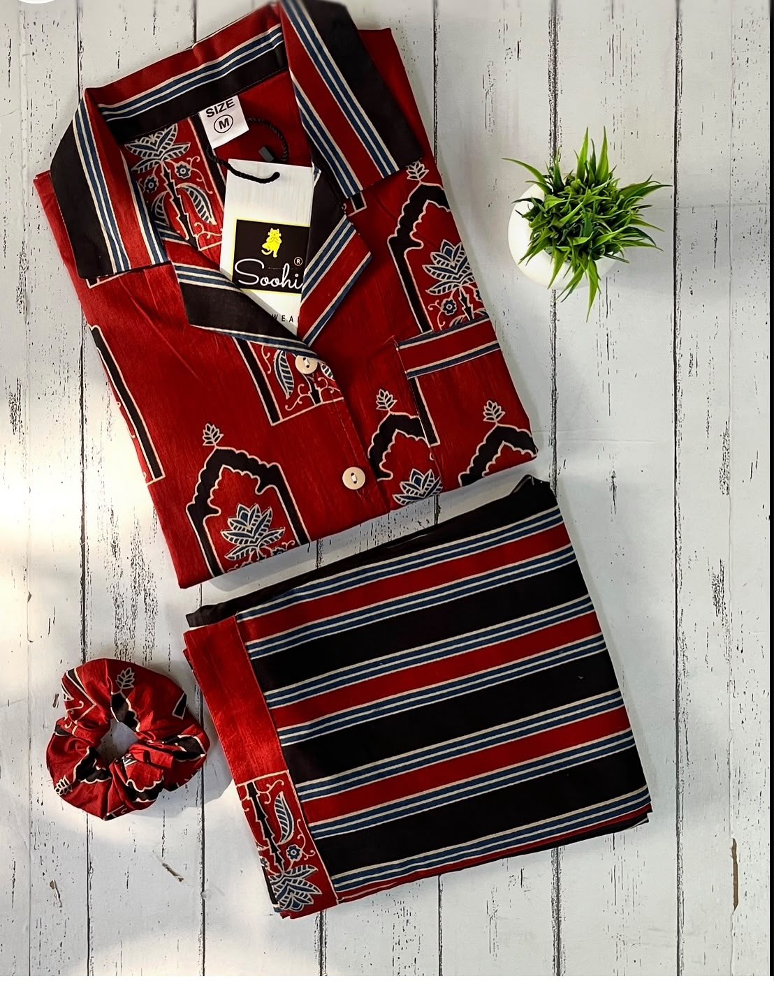 Maroon heritage(women)